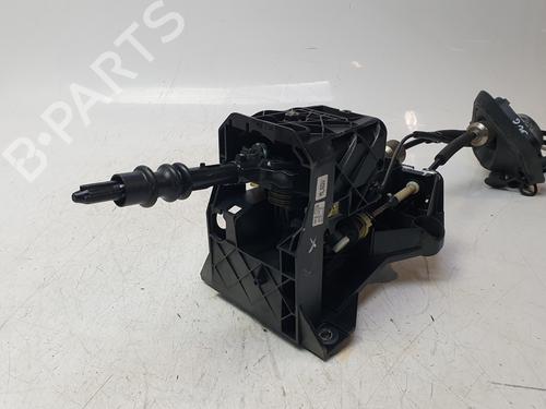 Used Gear lever PEUGEOT EXPERT Bus (V_) 1.6 BlueHDi 115 (115 hp) 32686867