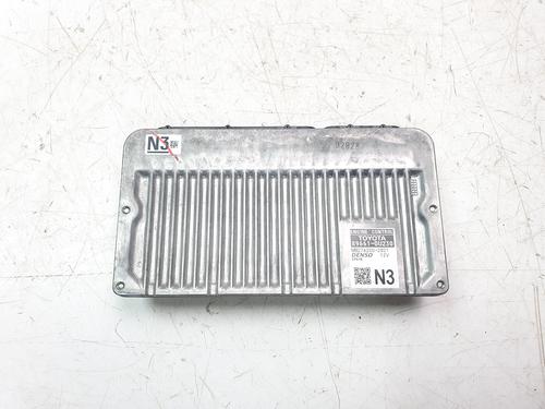 Used Engine control unit (ECU) TOYOTA YARIS (_P13_) 1.5 Hybrid (NHP130_, NHP130) (101 hp) 24124515