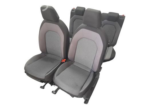 seats-set-seat-arona-kj7-kjp-2017-33337693 main image