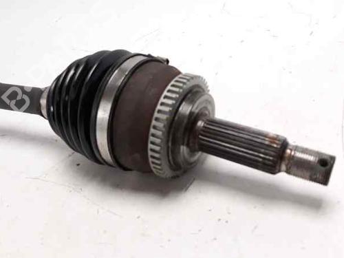 Left front driveshaft HYUNDAI i30 Estate (FD) 1.6 CRDi | BP5266217M38 