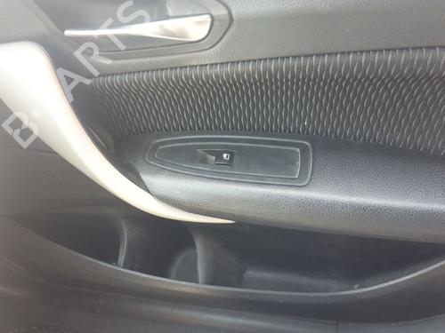 Used Right front window switch BMW 1 (F20) 118 d (143 hp) 28112875