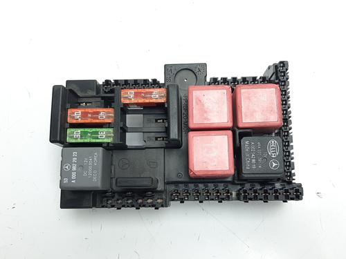 Used Fuse box MERCEDES-BENZ C-CLASS (W205) C 220 BlueTEC / d (205.002, 205.004) (170 hp) 8657522