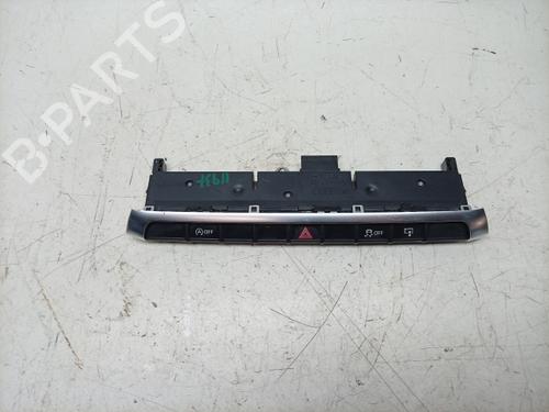 Used Warning switch Warning switch AUDI A3 Sportback (8VA, 8VF) [2012-2021] 22229932 22229932