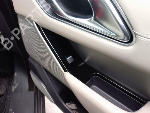 right-rear-window-switch-land-rover-range-rover-velar-l560-2017-33270064 main image