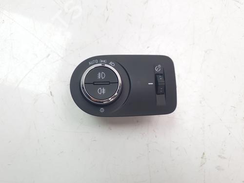 Used Headlight switch OPEL GRANDLAND / GRANDLAND X (A18, P1UO) 1.5 Turbo D (75) (131 hp) 24807691