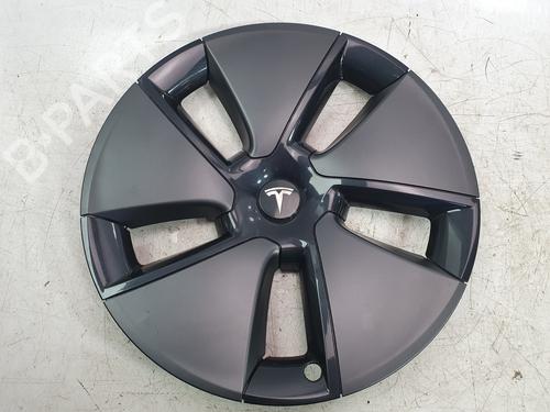 Used Hub cap Hub cap TESLA MODEL 3 (5YJ3) EV (283 hp) 36296927 36296927