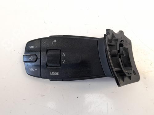 Used Steering wheel controls SEAT IBIZA IV (6J5, 6P1) [2008-2017]  7480041