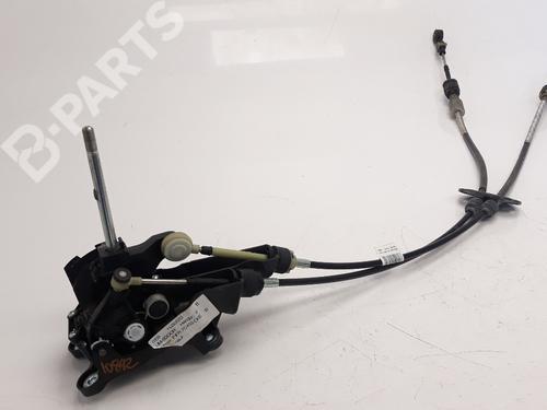 Used Manual gearbox selector Manual gearbox selector FORD FOCUS III 1.5 TDCi (120 hp) 9501812 9501812