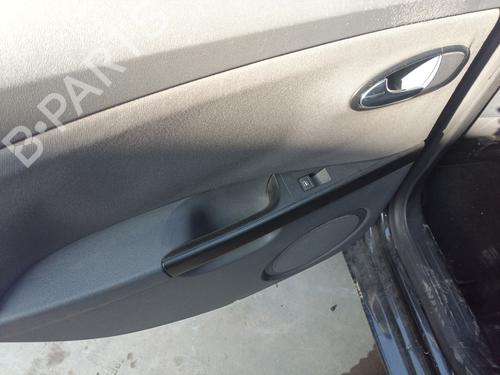 Used Left rear window switch SEAT LEON (1P1) 2.0 TDI 16V (140 hp) 29562272