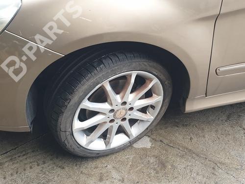 Used Left front driveshaft Left front driveshaft MERCEDES-BENZ B-CLASS Sports Tourer (W245) B 180 CDI (245.207) (109 hp) 11106631 11106631