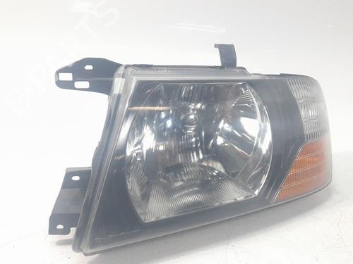 Used Left headlight MITSUBISHI PAJERO III (V7_W, V6_W) 3.2 Di-D (V68W, V78W) (165 hp) 29743441