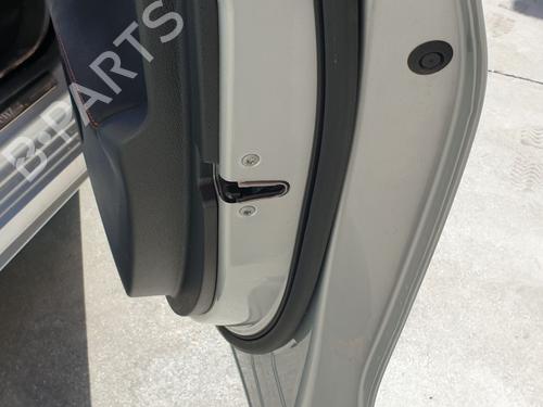 Used Front right lock MERCEDES-BENZ B-CLASS Sports Tourer (W247) B 180 (247.084) (136 hp) 24806558