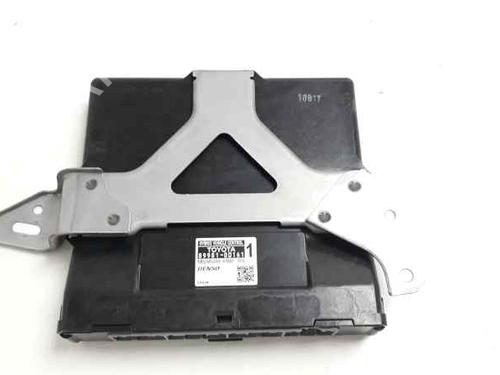 Used Electronic module TOYOTA YARIS (_P13_) 1.5 Hybrid (NHP130_, NHP130) (101 hp) 6311214
