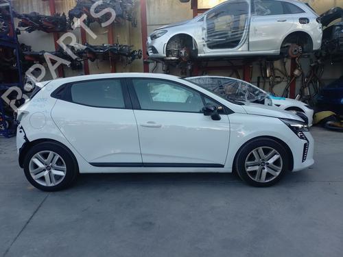 Brugte RENAULT CLIO V (B7_) 1.0 TCe 90 (B7MT) (91 hp) 4447465