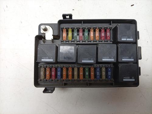 Used Fuse box Fuse box 37605953 37605953