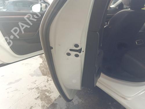 Used Rear left lock RENAULT MEGANE IV Hatchback (B9A/M/N_) 1.5 dCi 110 (B9A3) (110 hp) 28729002