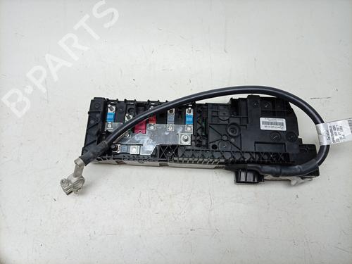 Used Fuse box Fuse box 38509953 38509953
