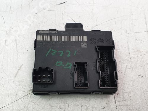 Used Electronic module PEUGEOT 308 SW III (FC_, FJ_, FR_, F4_, FN_) PureTech 130 (FRHNSL, FRHNST) (131 hp) 31094636