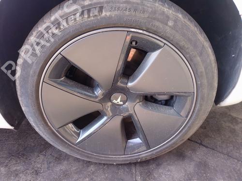 Fælk Fælk TESLA MODEL 3 (5YJ3) EV (283 hp) 34235638 34235638