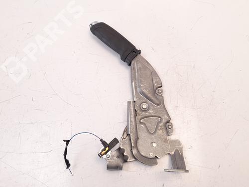 hand-brake-opel-corsa-e-x15-14-08-68-39015855-2014-8781789 main image