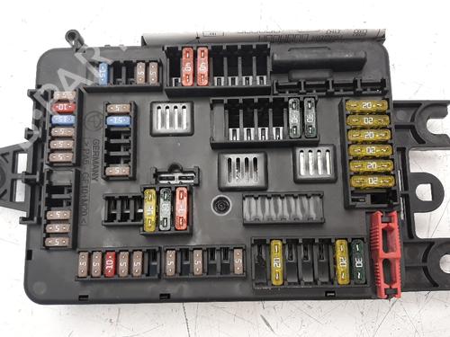 Used Fuse box BMW 3 (F30, F80) 318 d (143 hp) 12349913