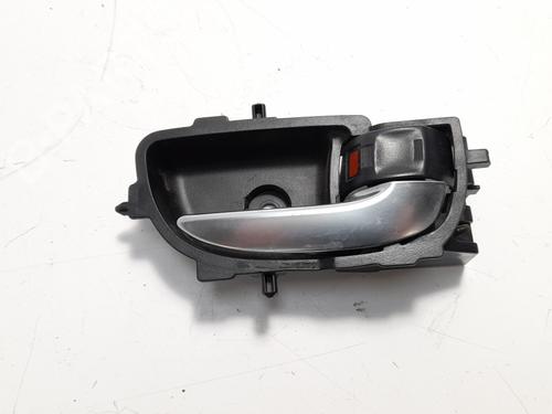 Used Rear right interior door handle TOYOTA YARIS (_P13_) 1.5 Hybrid (NHP130_, NHP130) (101 hp) 7919753