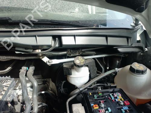 Used Front wiper motor Front wiper motor 37520746 37520746