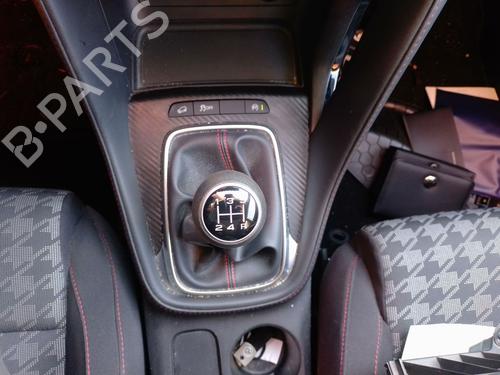 Used Gear lever Gear lever MG MG ZS SUV (AZS1) 1.5 VTi (114 hp) 33705369 33705369