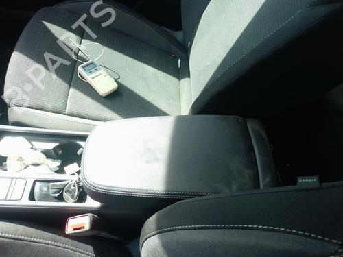 Armlæn Armlæn SKODA OCTAVIA IV (NX3, NN3, PV3) 2.0 TDi (116 hp) 33873260 33873260