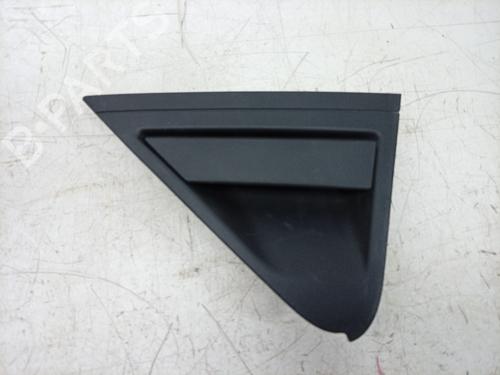 Used Rear right exterior door handle Rear right exterior door handle 39107300 39107300