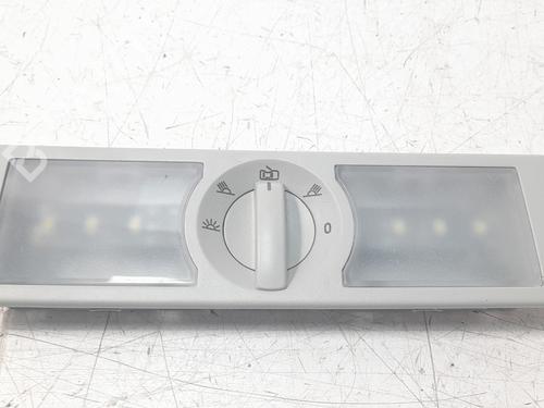 Plafonnier SEAT ATECA (KH7, KHP) [2016-2025]  30571043