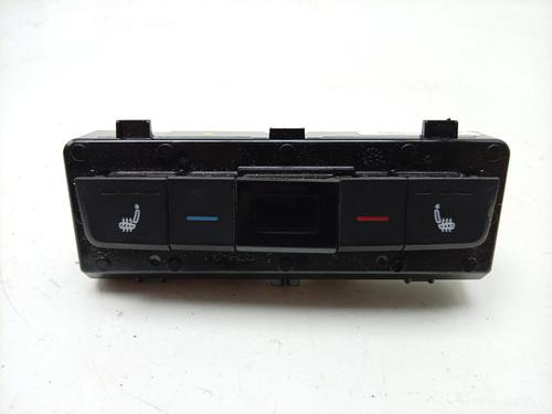 Used Climate control Climate control 38013189 38013189