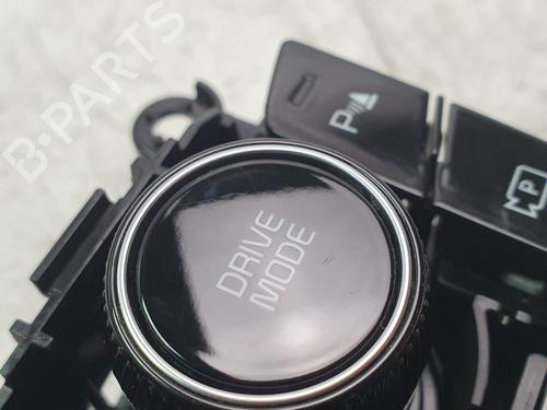 Switch KIA SPORTAGE V (NQ5) 1.6 T-GDI MHEV | BP31311633I30