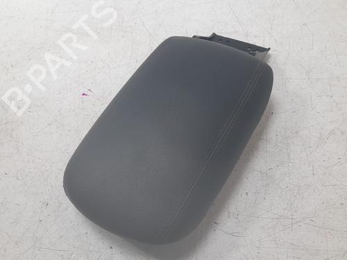 Used Armrest / Center console Armrest / Center console HYUNDAI i30 (PDE, PD, PDEN) [2016-2026] 22549065 22549065