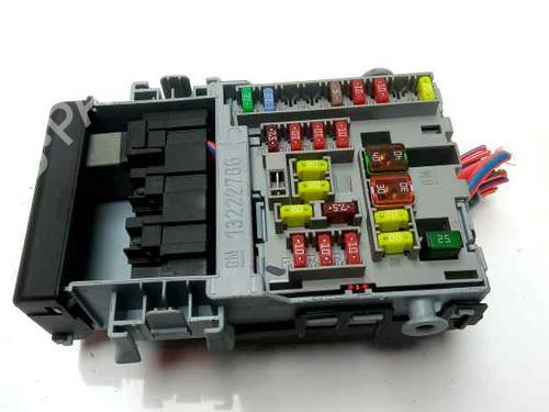 Fuse box OPEL ASTRA J (P10) 1.7 CDTI (68) | BP6702630E1 
