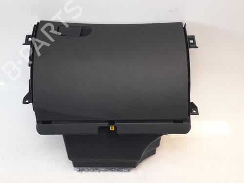 Handskerum RENAULT MEGANE IV Hatchback (B9A/M/N_) [2015-2025]  7840134