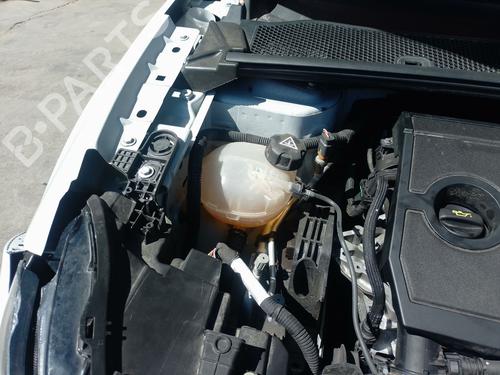 Used Expansion tank Expansion tank CITROËN C4 X (BD_, BE_, BF_) ë-C4 X (BFZKXC) (136 hp) 33820258 33820258