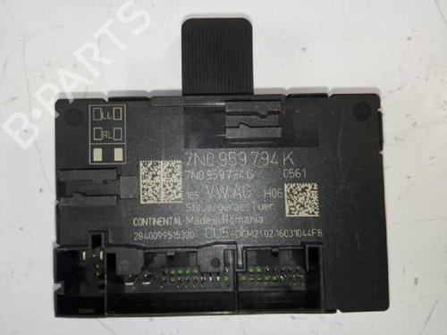 Used Electronic module SEAT ALHAMBRA (710, 711) 2.0 TDI (150 hp) 2131051