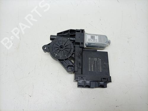 Moteur de lève-vitre avant droit Moteur de lève-vitre avant droit 38196839 38196839