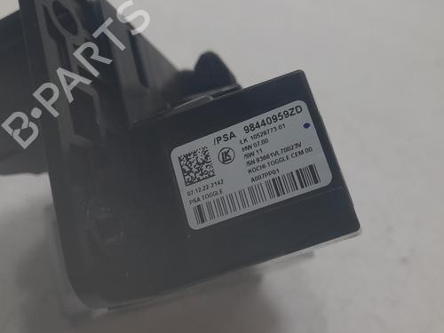 Gear lever OPEL CORSA F (P2JO) 1.2 (68) | BP27624930M90 - Image 4