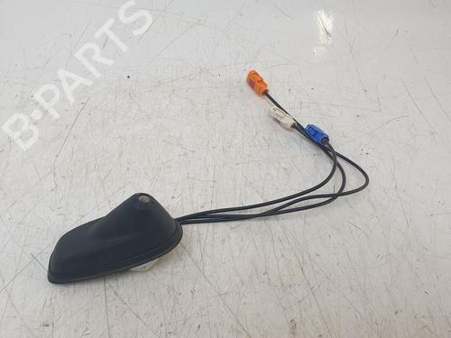 Used Antenna/Base PEUGEOT 308 II (LB_, LP_, LW_, LH_, L3_) 1.2 THP 110 (110 hp) 27098282