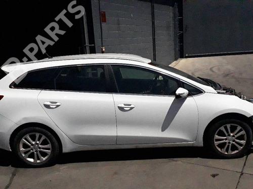 Used Parts KIA CEE'D Sportswagon (JD)  1.6 CRDi 128  905634