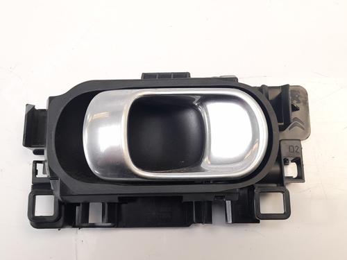 Used Rear right interior door handle Rear right interior door handle CITROËN C4 CACTUS 1.2 VTi 82 (82 hp) 7350896 7350896