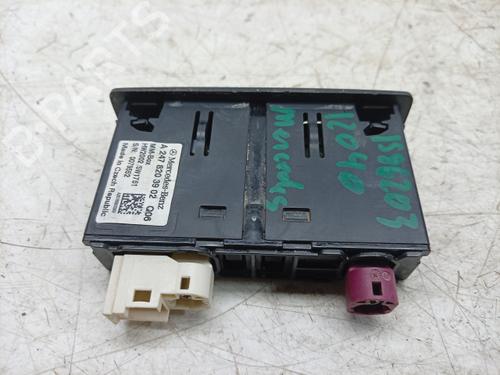 Used Electronic module Electronic module MERCEDES-BENZ GLA (H247) GLA 200 (247.787) (163 hp) 40515759 40515759