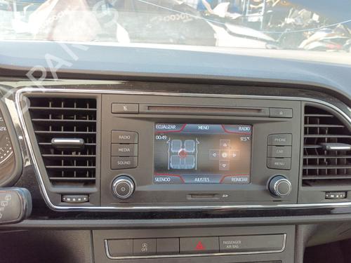 Used Radio SEAT LEON (5F1) 1.6 TDI (105 hp) 27479500
