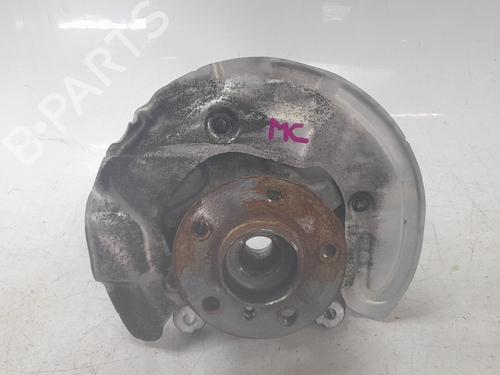 Used Right front steering knuckle Right front steering knuckle BMW 1 (F40) 118 d (150 hp) 30330304 30330304