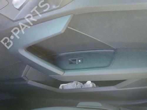 Højre fortil elrude kontakt AUDI A3 Sportback (8YA, 8YF) [2019-2026]  32361552