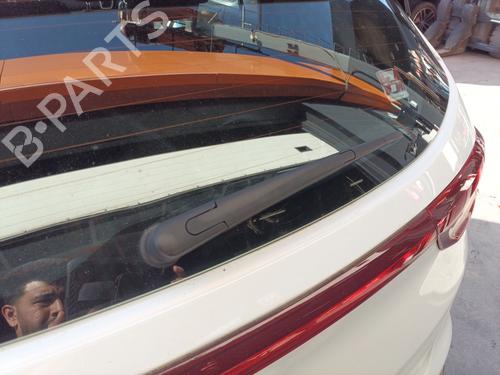 Used Rear windshield wiper arm KIA SPORTAGE IV (QL, QLE) [2015-2022]  25469308