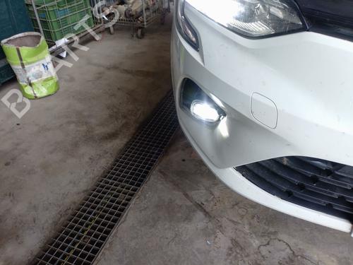 Right front fog light RENAULT CLIO V (B7_) 1.0 LPG (B7MT) | BP38019611C31 - Image 2