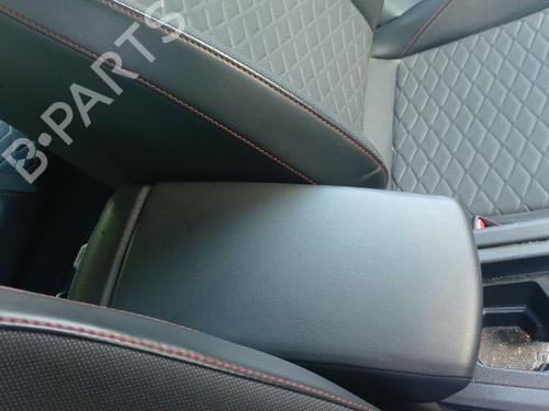 Used Armrest / Center console Armrest / Center console SEAT LEON (KL1, KLG) 1.0 TSI (110 hp) 35803139 35803139